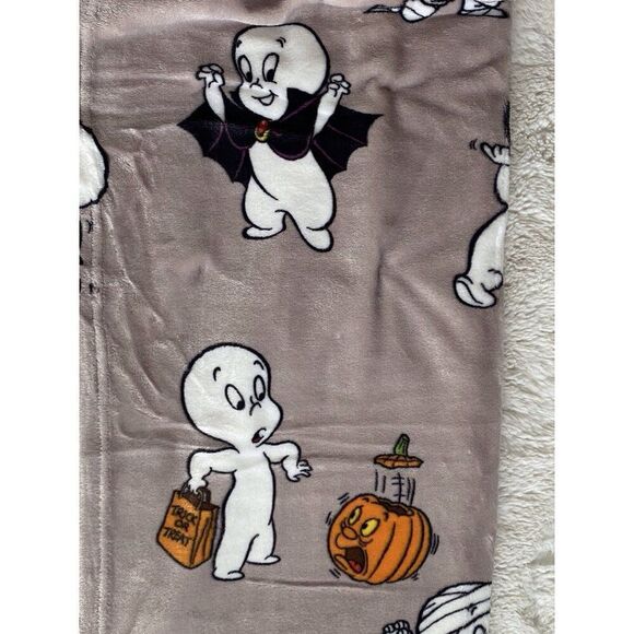 Casper The Friendly Ghost Plush Soft Blanket Throw 50x70” Halloween Costumes NEW - Picture 12 of 12